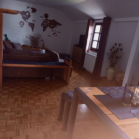 Burgapartment Felsenhaeuschen 몬샤우 외부 사진