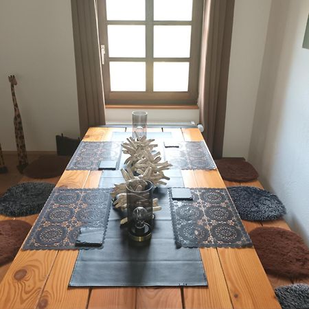 Burgapartment Felsenhaeuschen 몬샤우 외부 사진