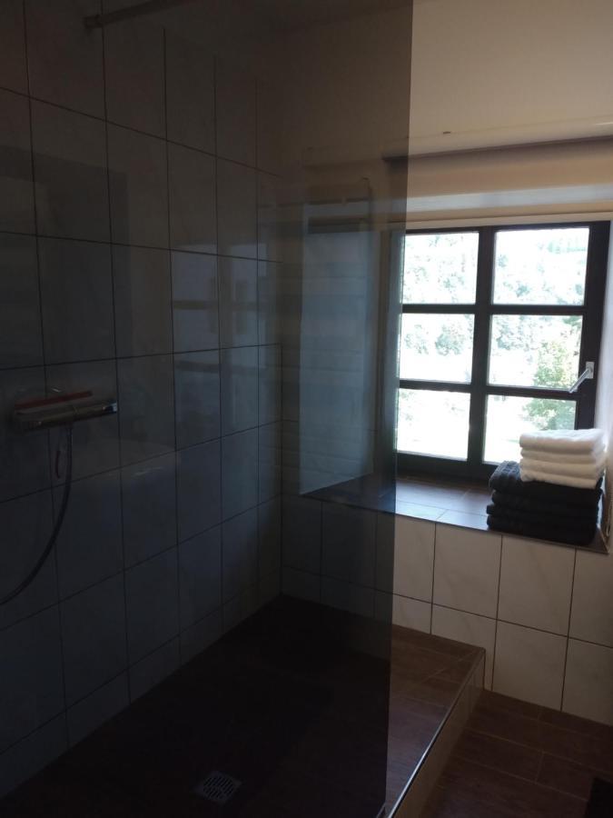 Burgapartment Felsenhaeuschen 몬샤우 외부 사진